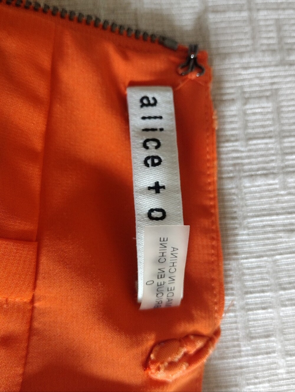 Alice + Olivia Dress Roe Mini Front Tie in Monarch Orange Size 0 - Picture 6 of 10